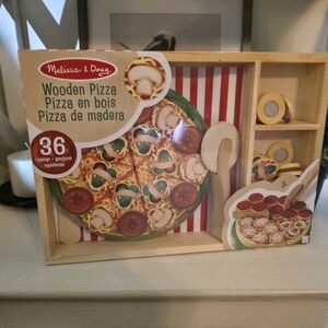Melissa & Doug Colorful Wooden Pizza Playset